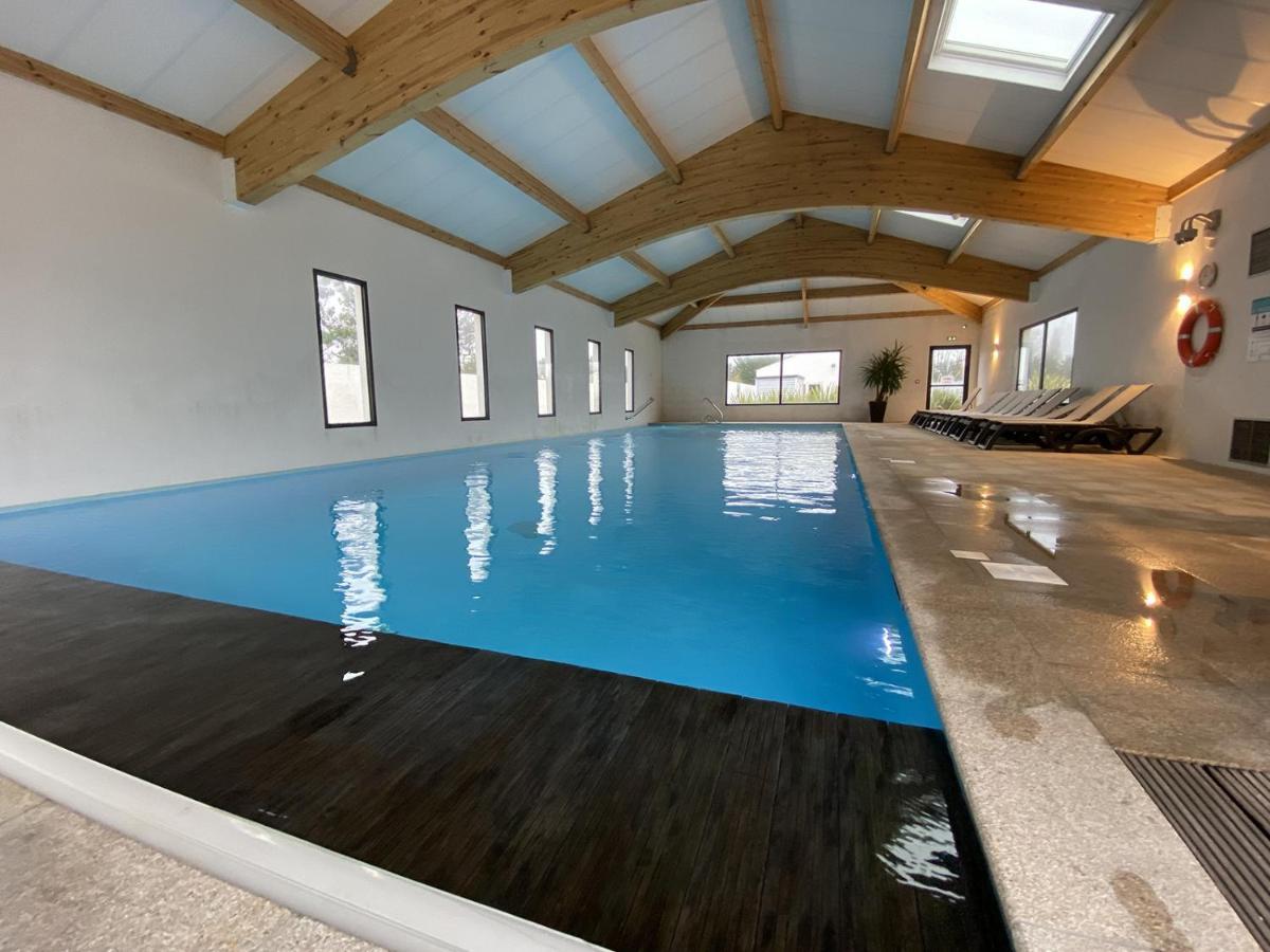 Chalet Pour 6, Domaine Avec Piscine サンティレール・ド・リエ エクステリア 写真